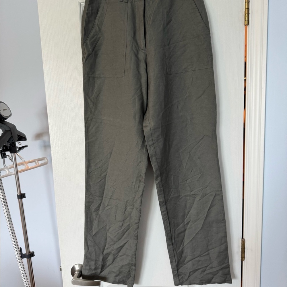 Dynamite Women’s Green pants 00